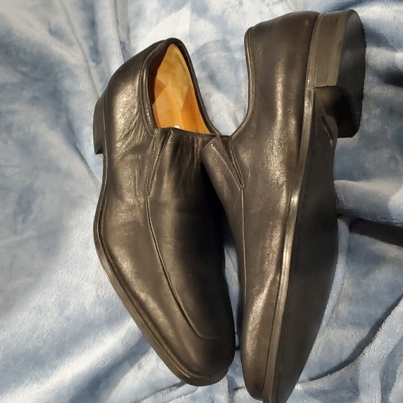 Magnanni black butter soft leather slip on square toe loafer - Picture 4 of 10